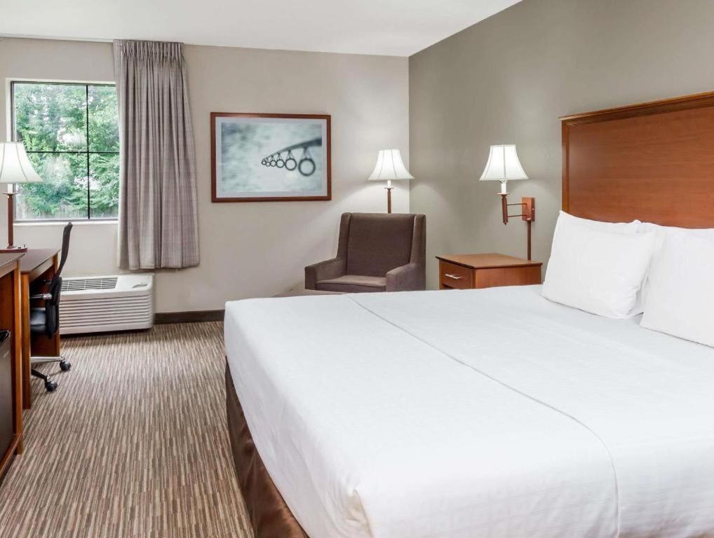 Days Inn Springfield South Eksteriør bilde